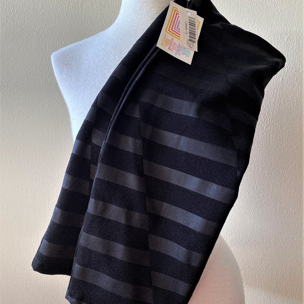 NWT LuLaRoe Cassie Skirt L Large Black Stripes
